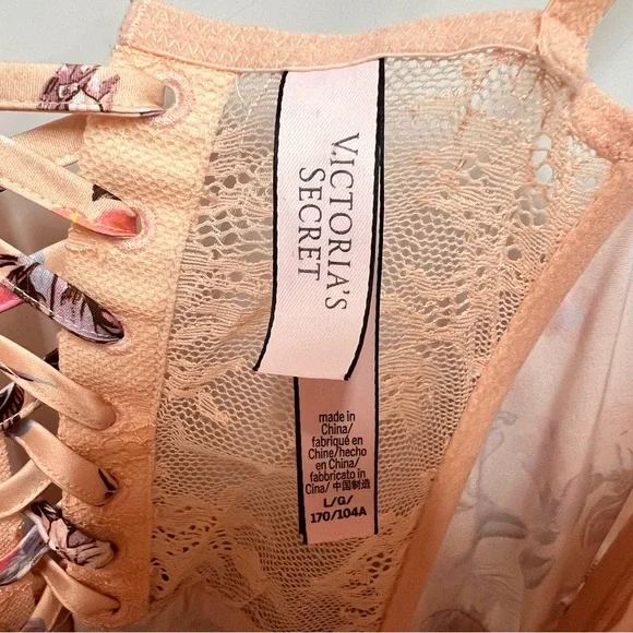 Floral Lace Trim Dress - Picture 12 of 16